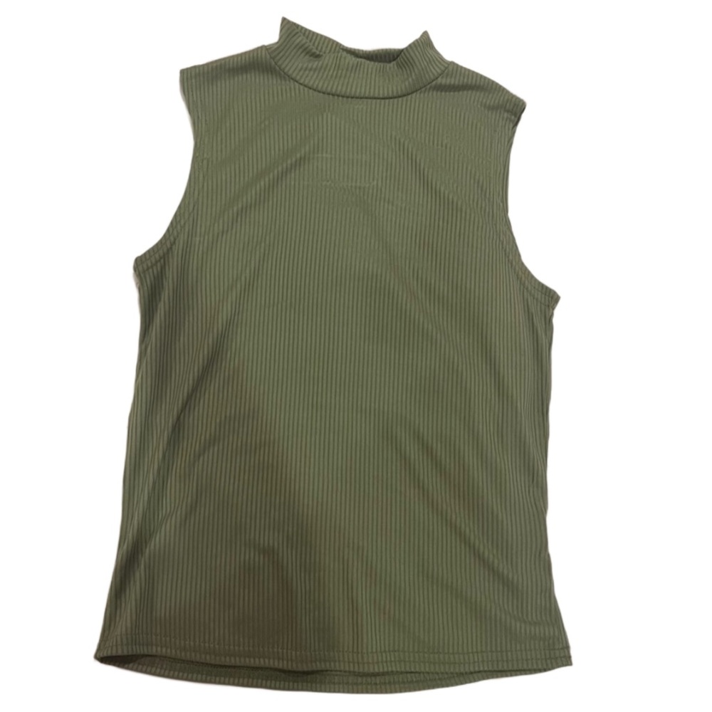 BNWT Army Green Ribbed Soft Turtleneck